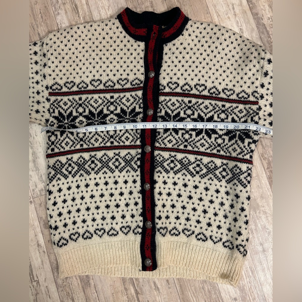 L.L. Bean Vintage Wool Nordic Cardigan - Picture 8 of 9